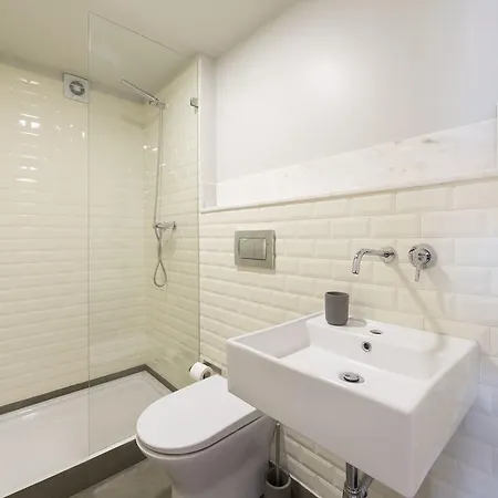 Lovelystay - Cativo Mezzanine Apartment